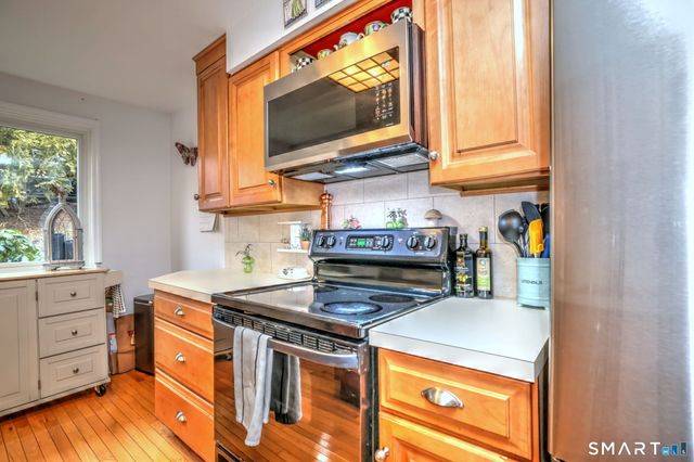 7 Harbour Village A, Branford, CT 06405