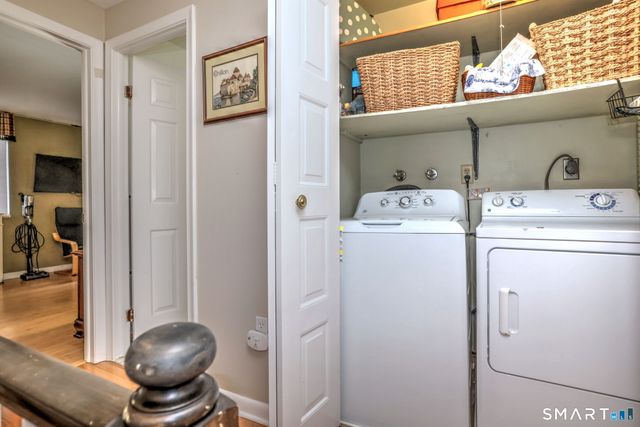 7 Harbour Village A, Branford, CT 06405