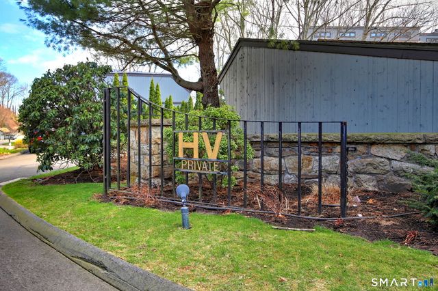 7 Harbour Village A, Branford, CT 06405