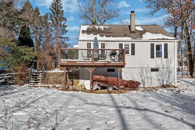 66 Beaver Dam Road, Bethlehem, NY 12158