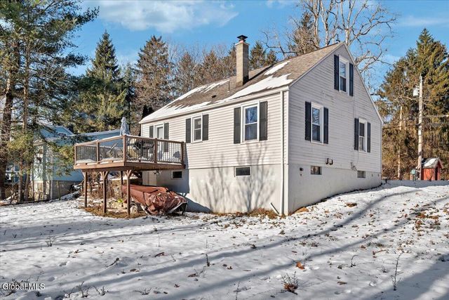 66 Beaver Dam Road, Bethlehem, NY 12158