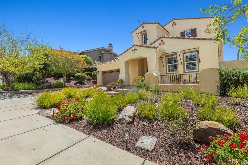 Image 10 of property listing at 1093 Vega Way, San Marcos, CA 92078