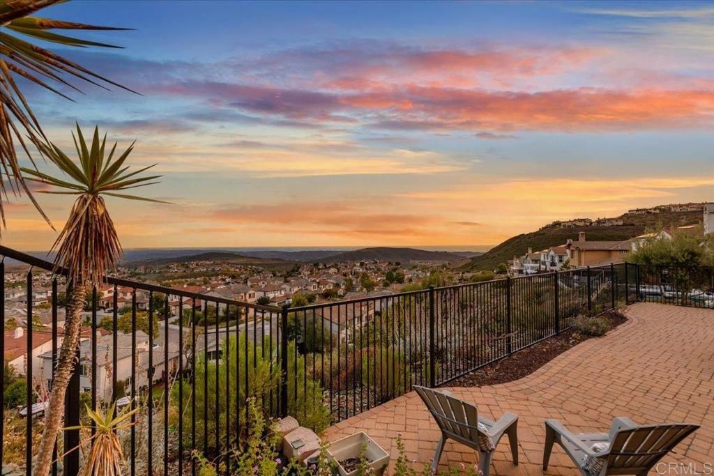 Image 5 of property listing at 1093 Vega Way, San Marcos, CA 92078