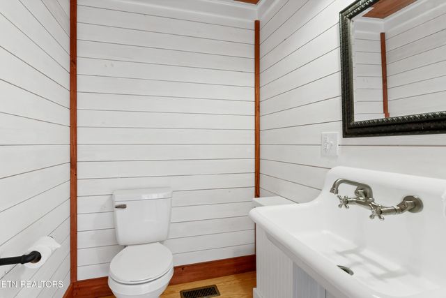 753 Farmington Way, Maryville, TN 37801