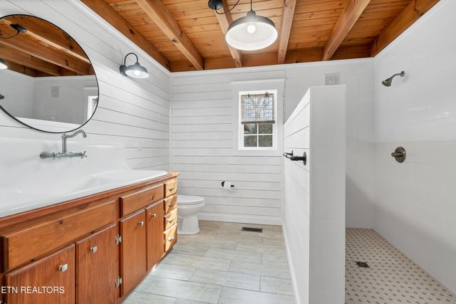 753 Farmington Way, Maryville, TN 37801