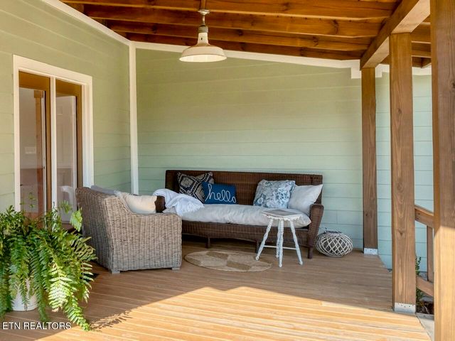 753 Farmington Way, Maryville, TN 37801