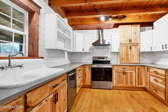 753 Farmington Way, Maryville, TN 37801