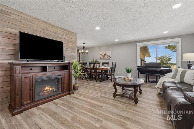 16227 S Kimball Ave, Caldwell, ID 83607