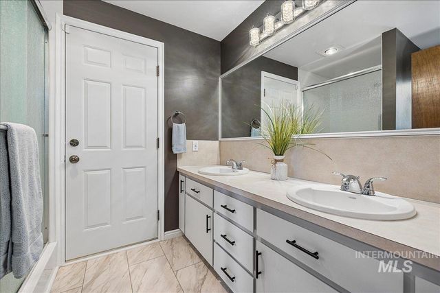 16227 S Kimball Ave, Caldwell, ID 83607