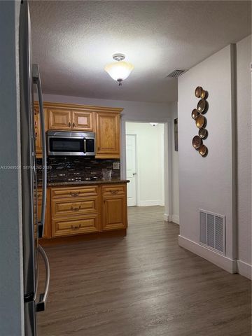 2642 Atlantic Ave, Opa-locka, FL 33054