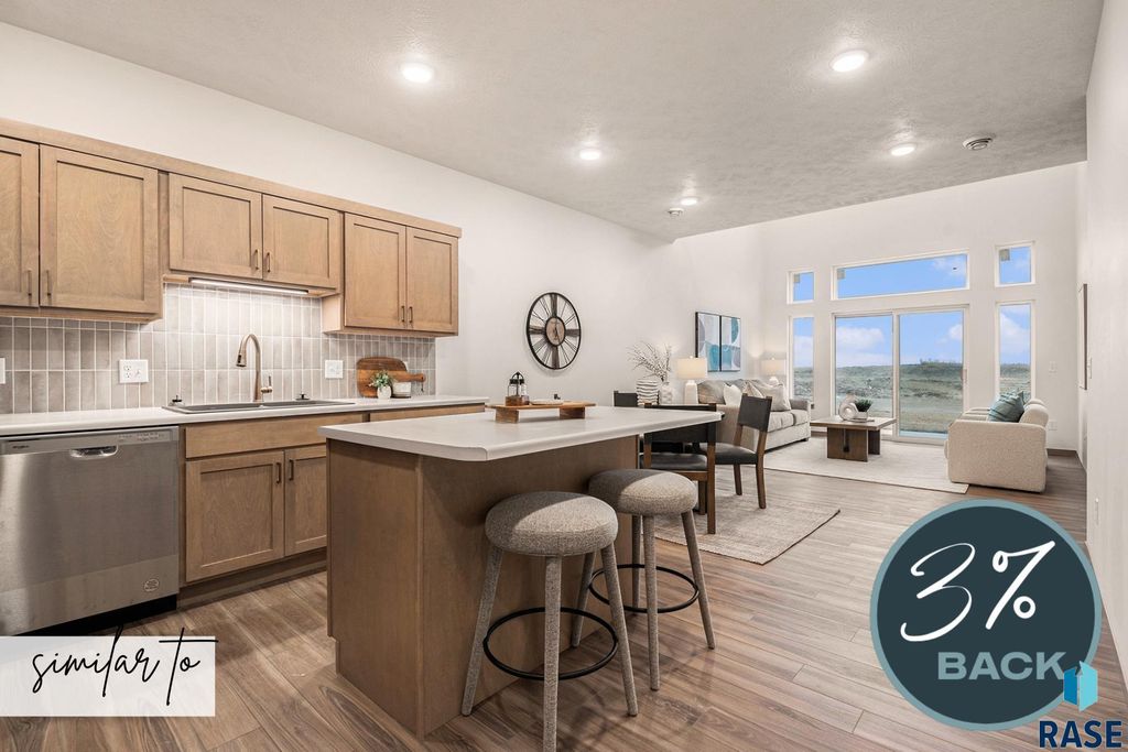 8010 E Tencate Pl Place, Sioux Falls, SD 57110