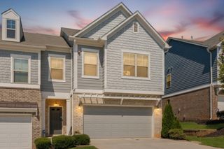 130 Maple Creek Way, Woodstock, GA 30188