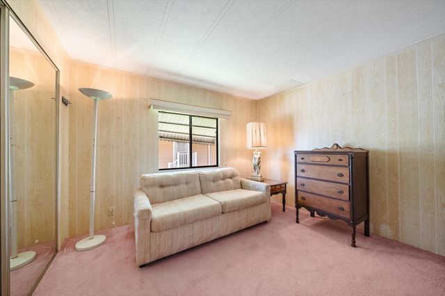 132 LAKEVIEW DRIVE 132, Palmetto, FL 34221