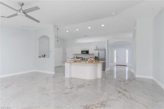 2616 SW 27th ST, Cape Coral, FL 33914