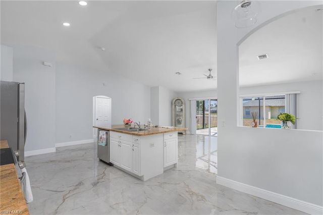 2616 SW 27th ST, Cape Coral, FL 33914