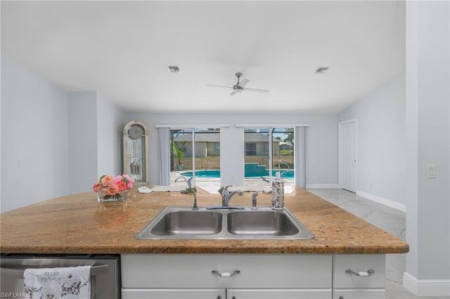 2616 SW 27th ST, Cape Coral, FL 33914