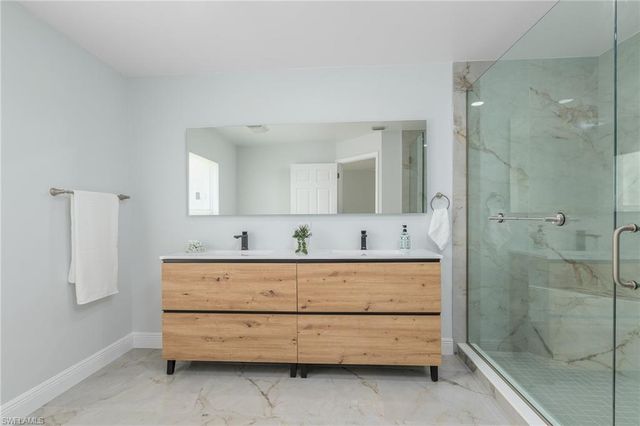 2616 SW 27th ST, Cape Coral, FL 33914