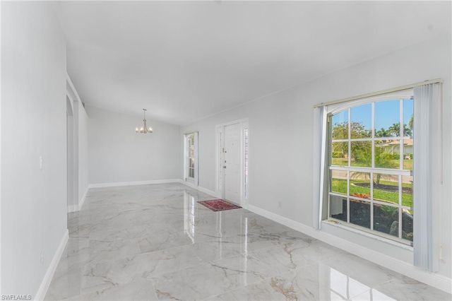 2616 SW 27th ST, Cape Coral, FL 33914