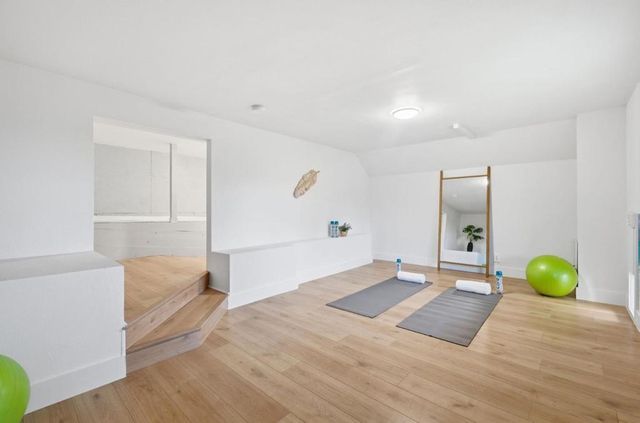 1501 Welburn Avenue, Gilroy, CA 95020