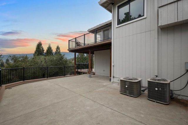 1501 Welburn Avenue, Gilroy, CA 95020