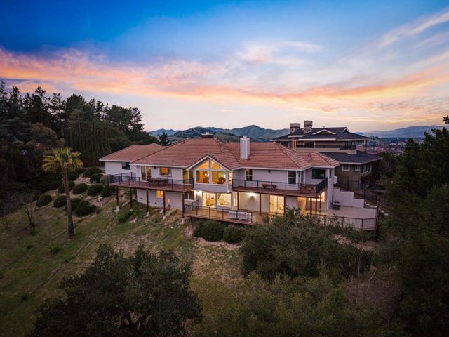 1501 Welburn Avenue, Gilroy, CA 95020