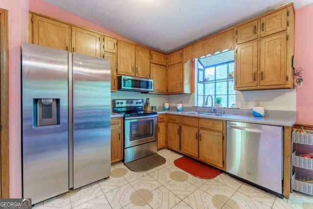 728 Mountain Village Drive, Stone Mountain, GA 30083