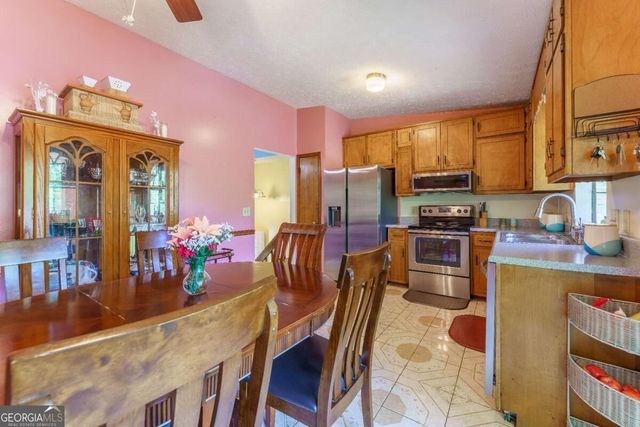 728 Mountain Village Drive, Stone Mountain, GA 30083
