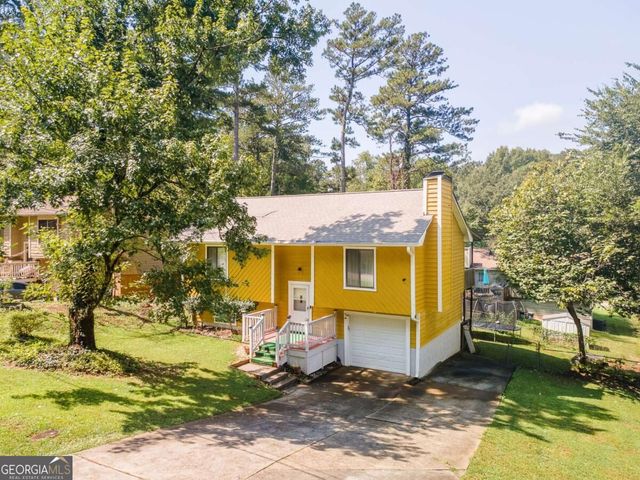 728 Mountain Village Drive, Stone Mountain, GA 30083