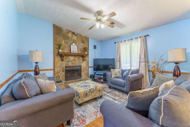 728 Mountain Village Drive, Stone Mountain, GA 30083