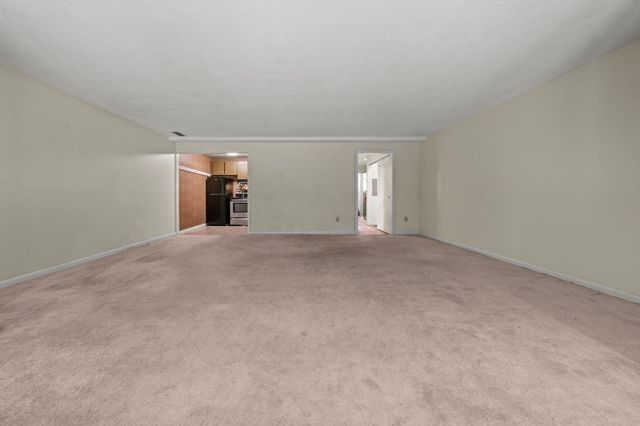 374 Great Rd 11, Acton, MA 01720