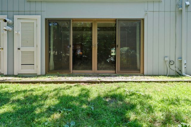 374 Great Rd 11, Acton, MA 01720