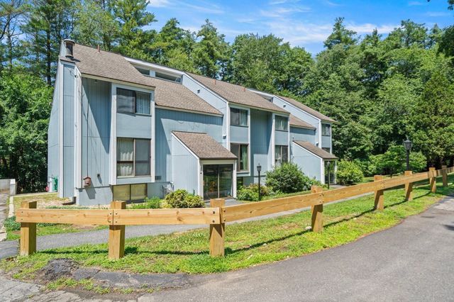 374 Great Rd 11, Acton, MA 01720