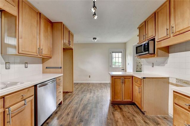 1577 Harbour Oaks Road, Tucker, GA 30084