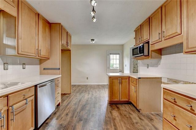 1577 Harbour Oaks Road, Tucker, GA 30084