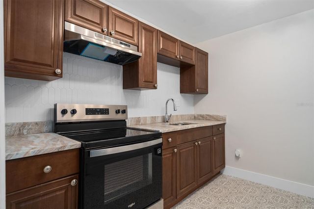 914 26TH STREET, Orlando, FL 32805