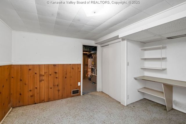 1413 Longridge Road, Charleston, WV 25314