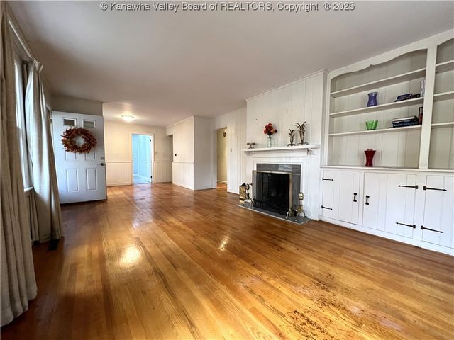 1413 Longridge Road, Charleston, WV 25314