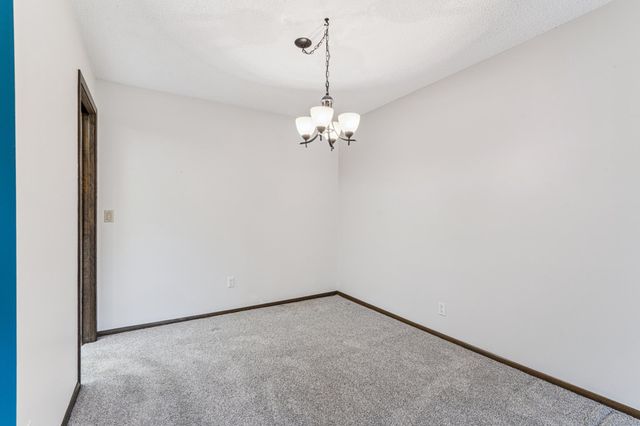 8441 Irwin Road 110, Bloomington, MN 55437