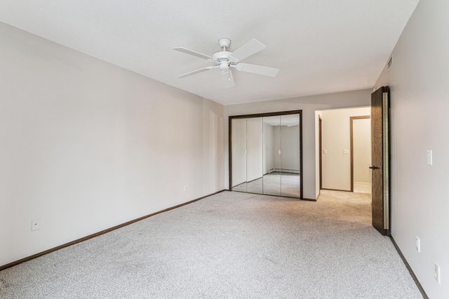 8441 Irwin Road 110, Bloomington, MN 55437