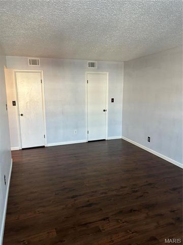 14471 Bantry Lane 16, Chesterfield, MO 63017