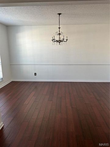 14471 Bantry Lane 16, Chesterfield, MO 63017