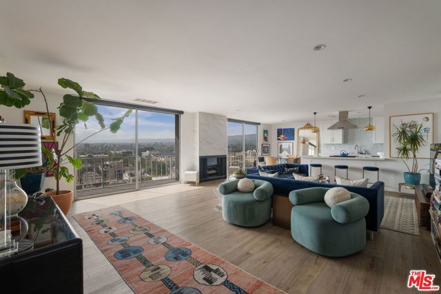 100 S Doheny Drive PH12, Los Angeles, CA 90048