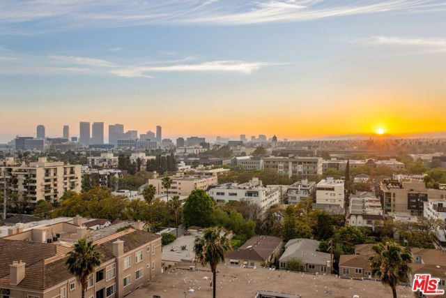 100 S Doheny Drive PH12, Los Angeles, CA 90048