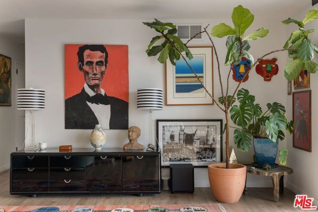 100 S Doheny Drive PH12, Los Angeles, CA 90048