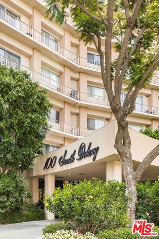 100 S Doheny Drive PH12, Los Angeles, CA 90048