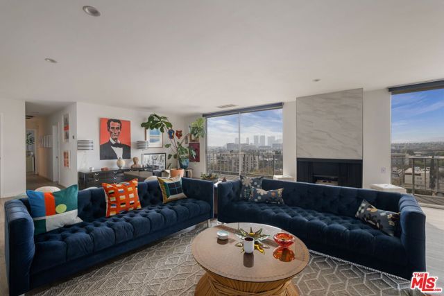 100 S Doheny Drive PH12, Los Angeles, CA 90048