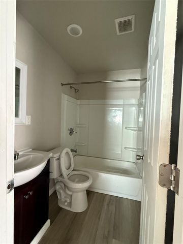 8510 Safeguard Street 1, Houston, TX 77051