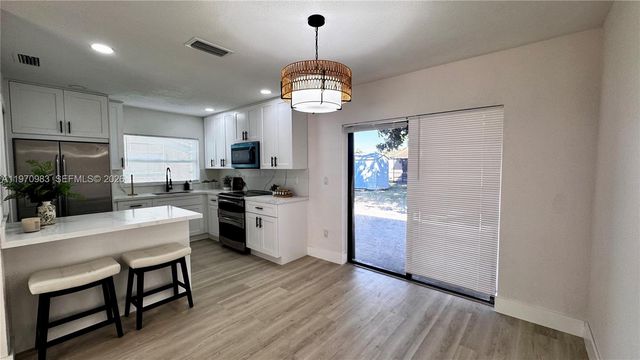 14335 SW 109th Ct, Miami, FL 33176