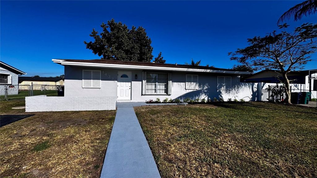 14335 SW 109th Ct, Miami, FL 33176