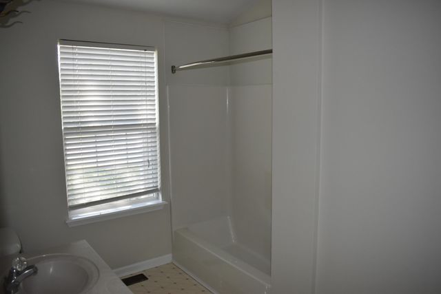 233 Savannah Drive, Nicholasville, KY 40356